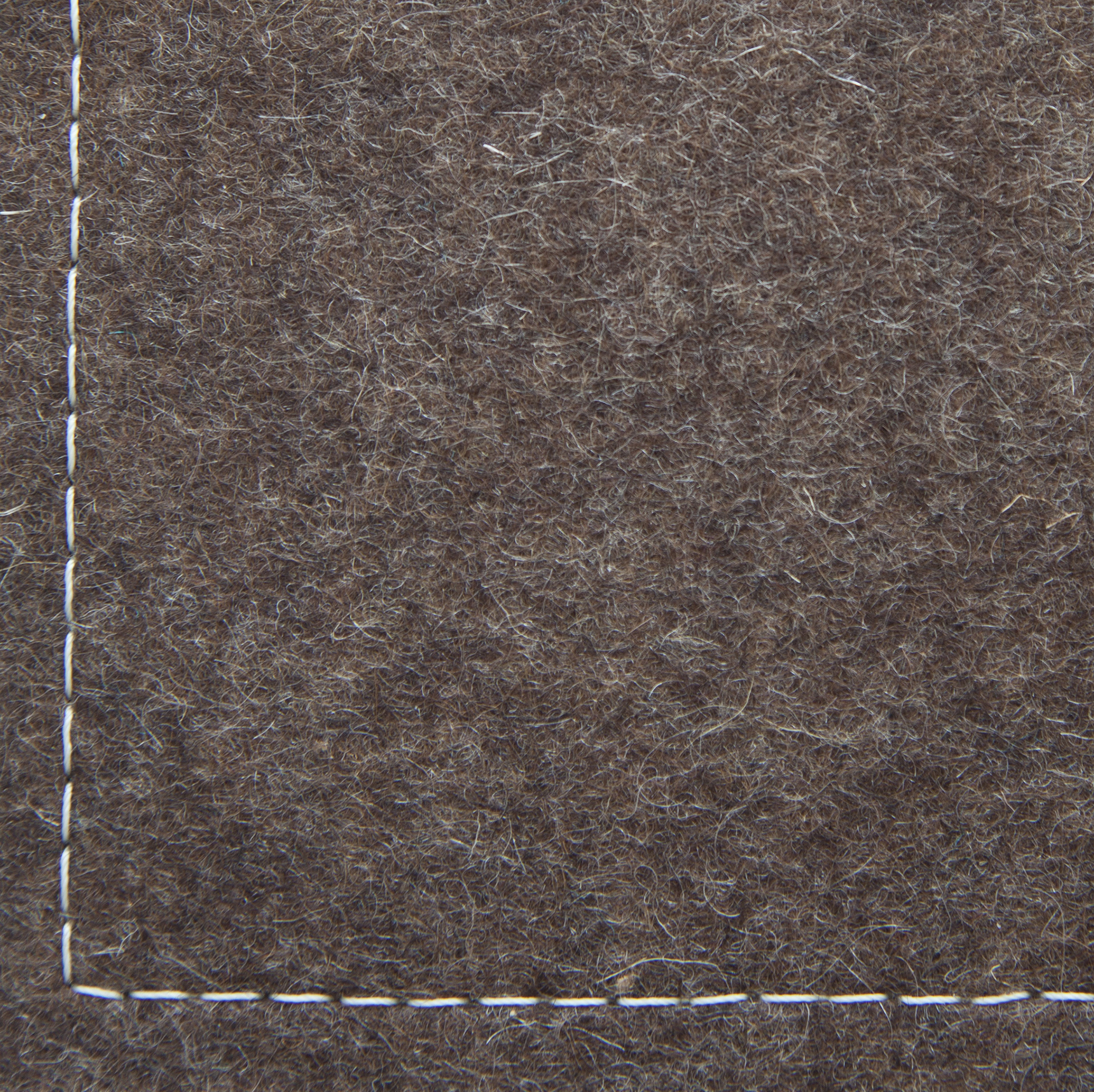 Filtfarve 220 Deer  (Farven er blandet af naturfarver og kan variere fra prøvemateriale ligeledes kan der forekomme vegetabilske rester i denne farve)